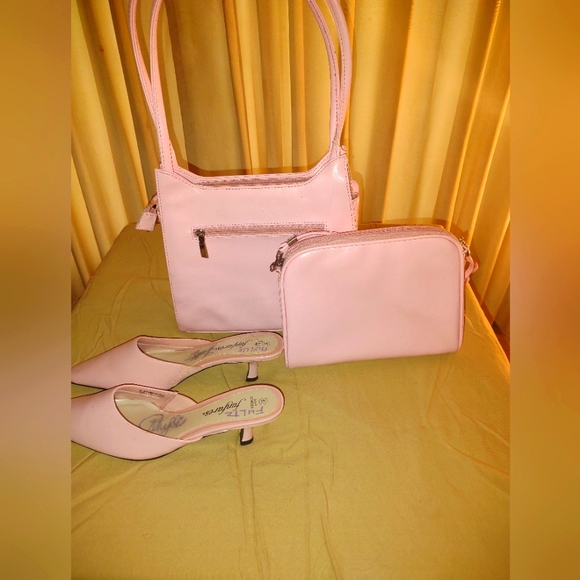 Women's Matching Purse & Short heels Shoes - Picture 2 of 16